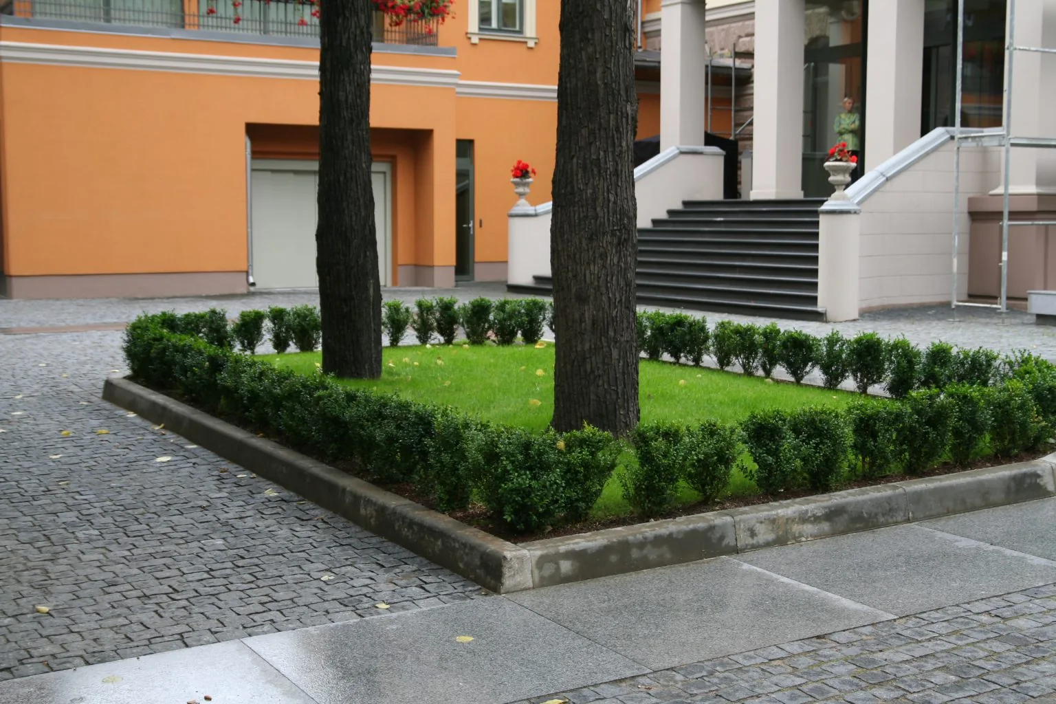 Bruģēšana un labiekārtošana Gallery Park Hotel - 2